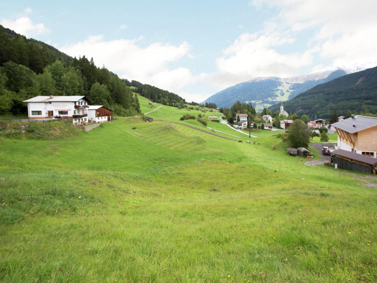 Modern Chalet In Piller Near Ski Area ヴェンス エクステリア 写真